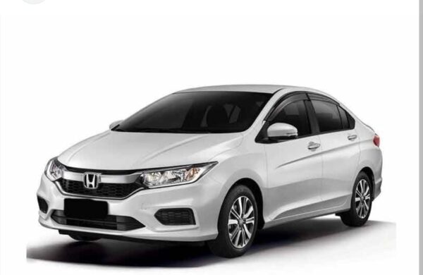 7 Best Cars to Rent in Lahore for a Wedding (2026 Winter Season Guide) 